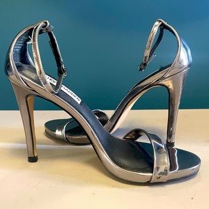 Steve Madden Silver Open Toe Heels - Size 6
